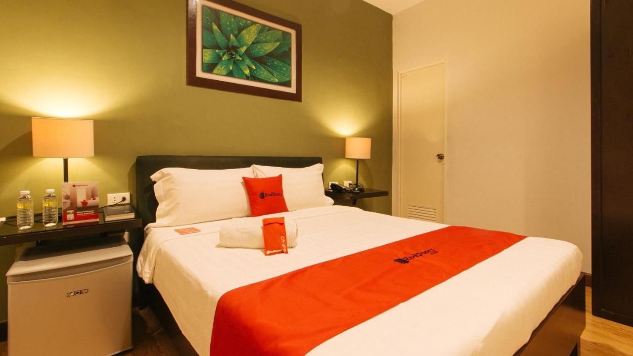 Reddoorz @ Gardenview Hotel Gtower آنغلوس المظهر الخارجي الصورة