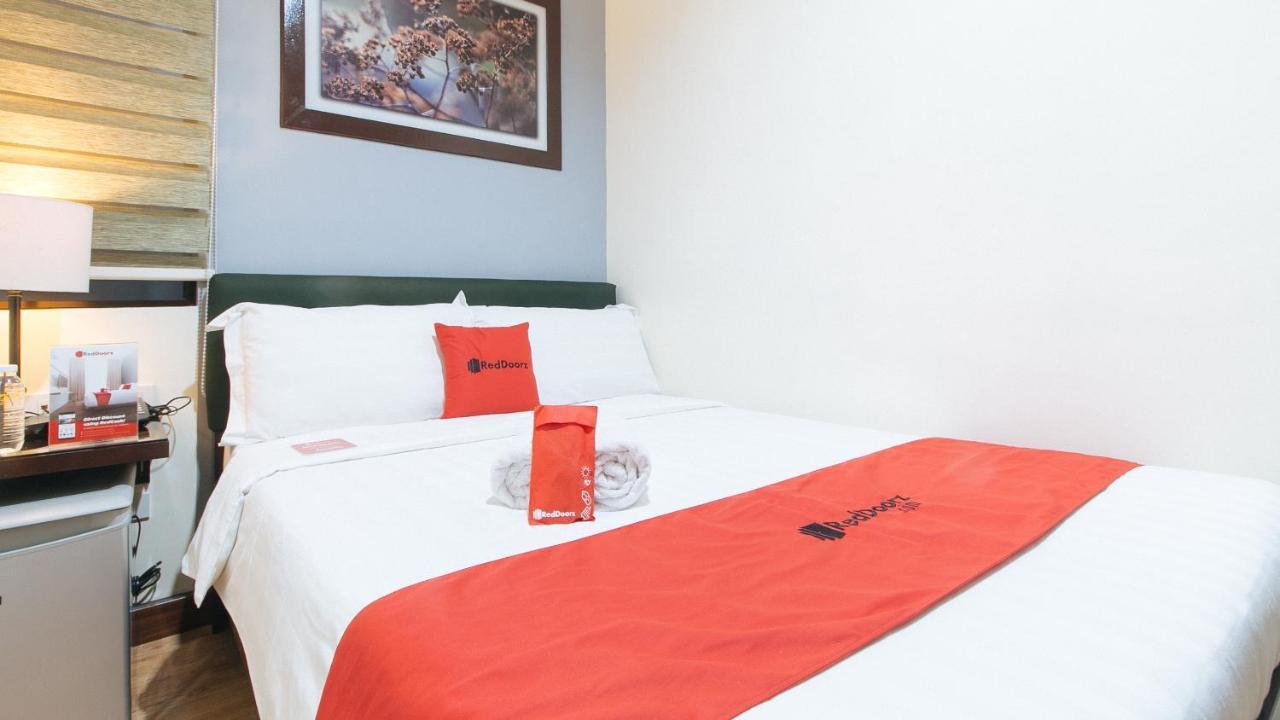 Reddoorz @ Gardenview Hotel Gtower آنغلوس المظهر الخارجي الصورة