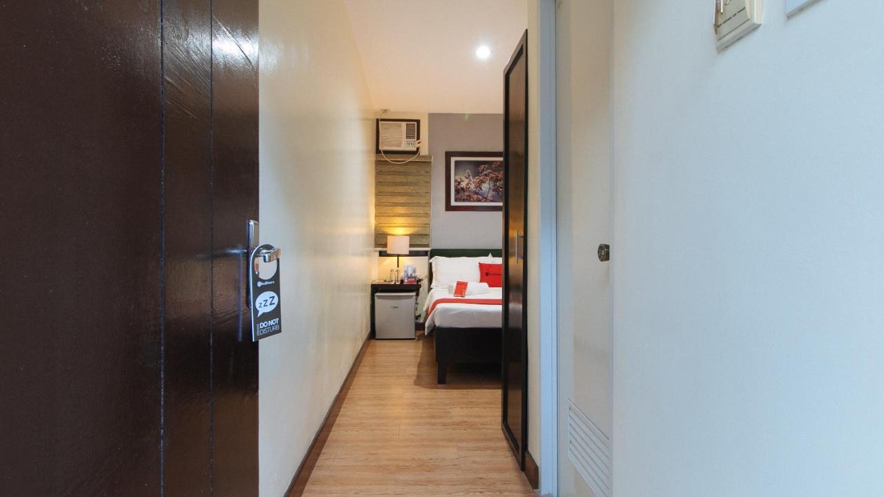 Reddoorz @ Gardenview Hotel Gtower آنغلوس المظهر الخارجي الصورة