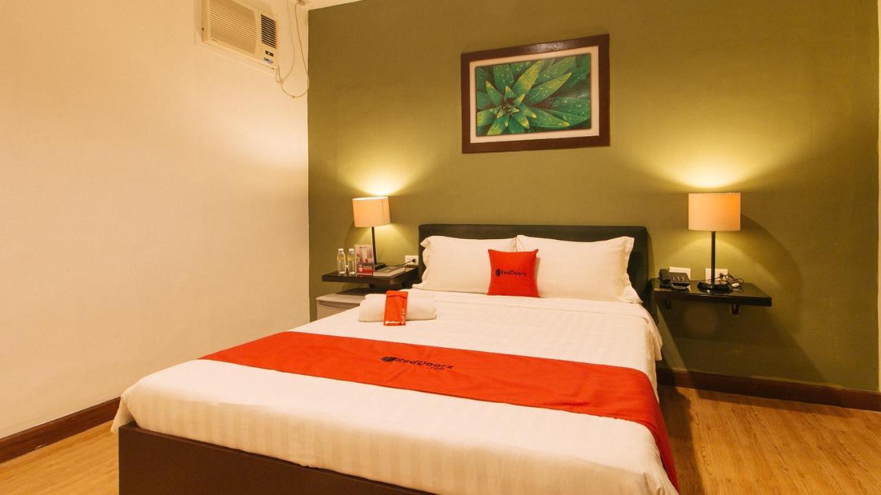 Reddoorz @ Gardenview Hotel Gtower آنغلوس المظهر الخارجي الصورة