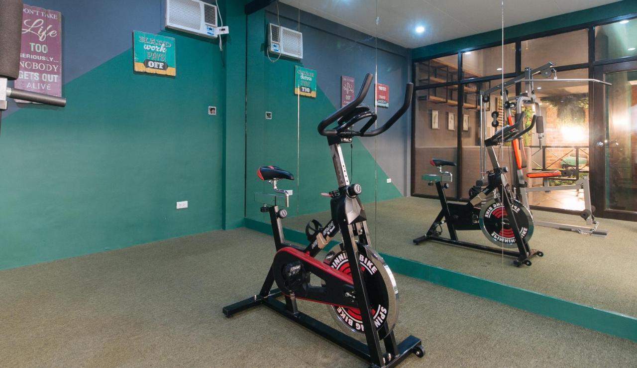 Reddoorz @ Gardenview Hotel Gtower آنغلوس المظهر الخارجي الصورة